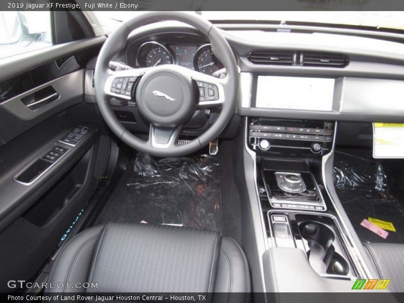 Fuji White / Ebony 2019 Jaguar XF Prestige