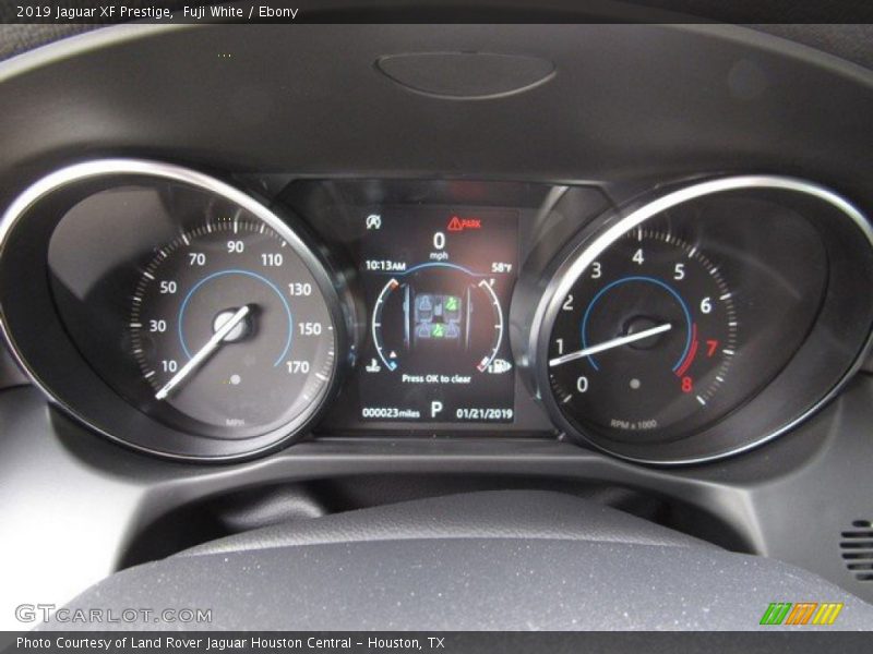 Fuji White / Ebony 2019 Jaguar XF Prestige