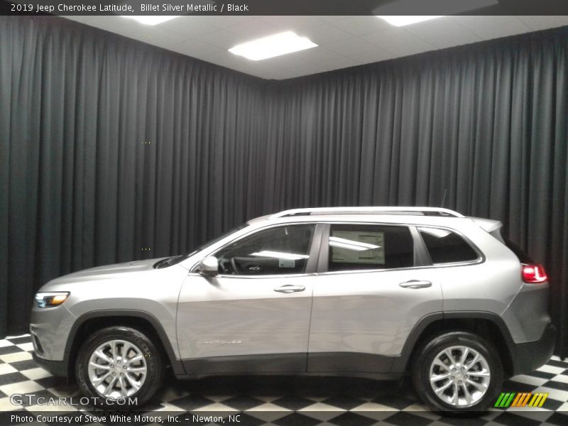 Billet Silver Metallic / Black 2019 Jeep Cherokee Latitude