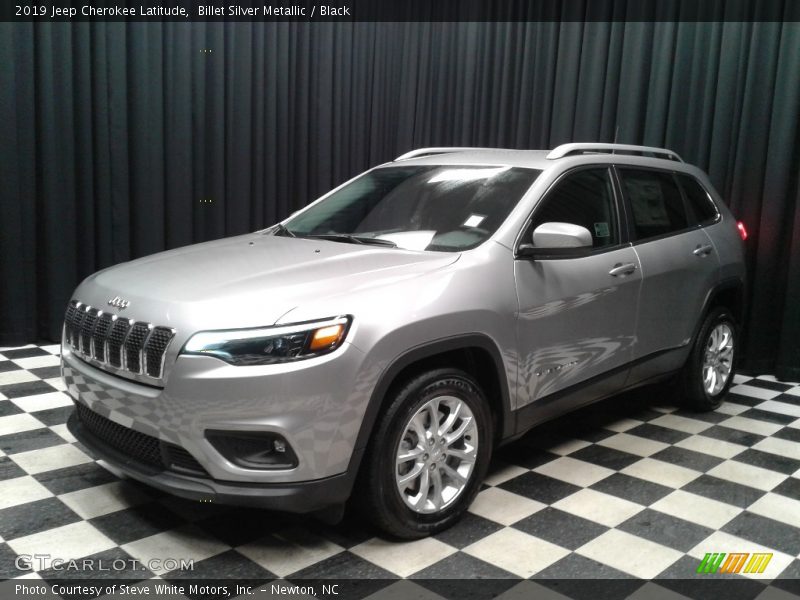 Billet Silver Metallic / Black 2019 Jeep Cherokee Latitude