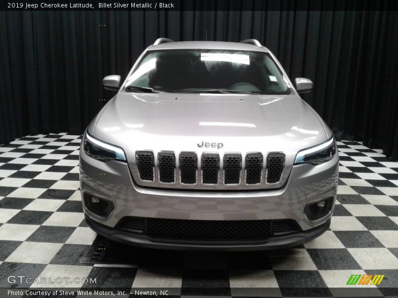 Billet Silver Metallic / Black 2019 Jeep Cherokee Latitude