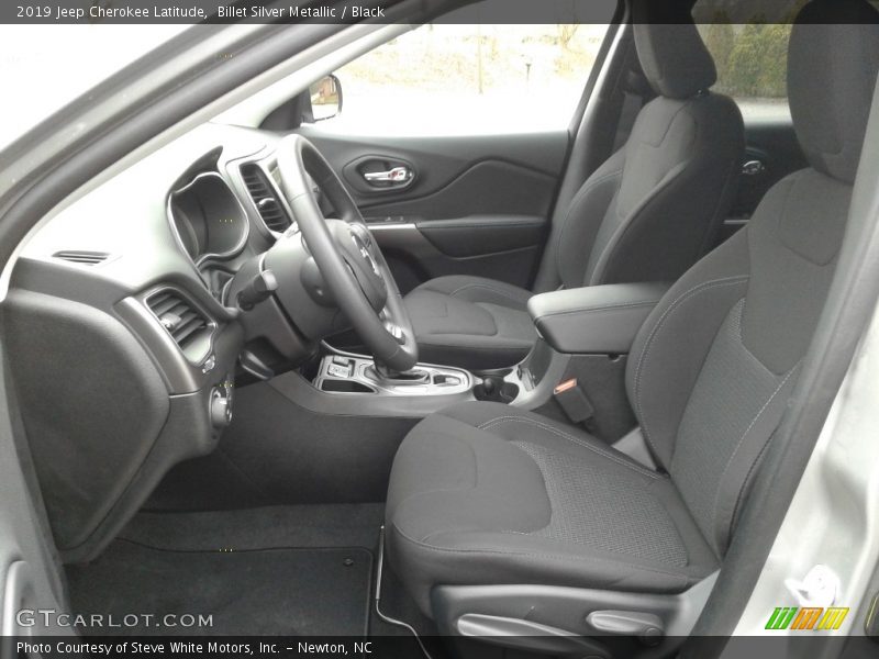 Billet Silver Metallic / Black 2019 Jeep Cherokee Latitude
