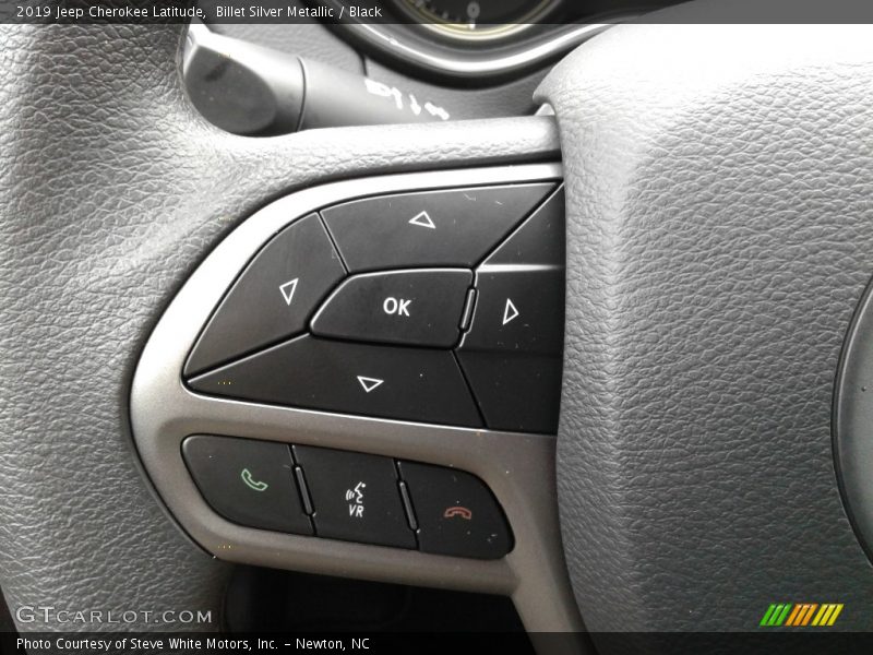 Billet Silver Metallic / Black 2019 Jeep Cherokee Latitude