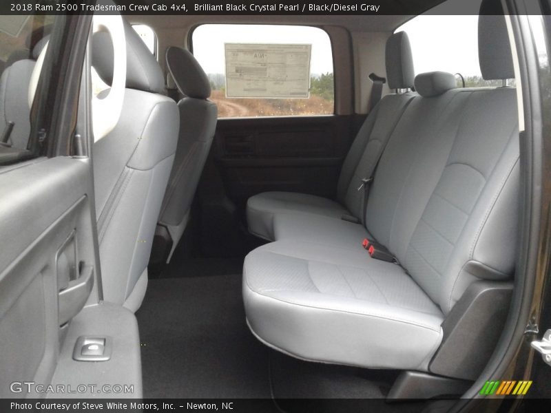 Brilliant Black Crystal Pearl / Black/Diesel Gray 2018 Ram 2500 Tradesman Crew Cab 4x4