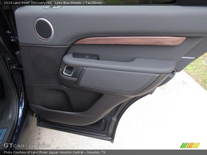 Loire Blue Metallic / Tan/Ebony 2019 Land Rover Discovery HSE