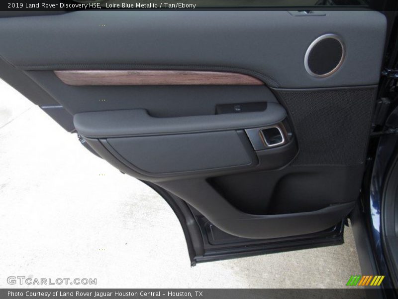 Loire Blue Metallic / Tan/Ebony 2019 Land Rover Discovery HSE