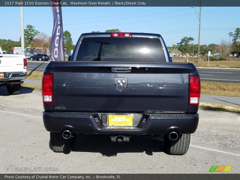 Maximum Steel Metallic / Black/Diesel Gray 2017 Ram 1500 Express Crew Cab