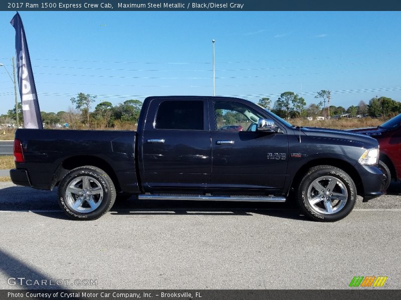 Maximum Steel Metallic / Black/Diesel Gray 2017 Ram 1500 Express Crew Cab