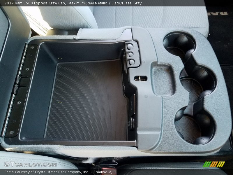 Maximum Steel Metallic / Black/Diesel Gray 2017 Ram 1500 Express Crew Cab