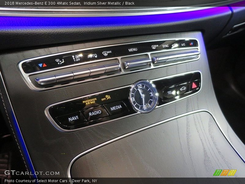 Iridium Silver Metallic / Black 2018 Mercedes-Benz E 300 4Matic Sedan