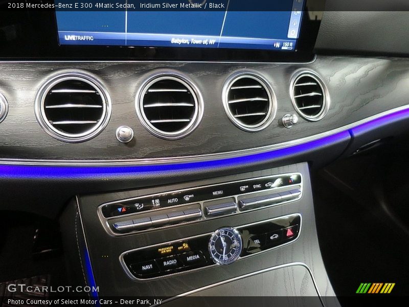 Iridium Silver Metallic / Black 2018 Mercedes-Benz E 300 4Matic Sedan