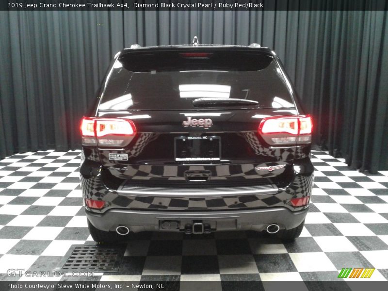 Diamond Black Crystal Pearl / Ruby Red/Black 2019 Jeep Grand Cherokee Trailhawk 4x4