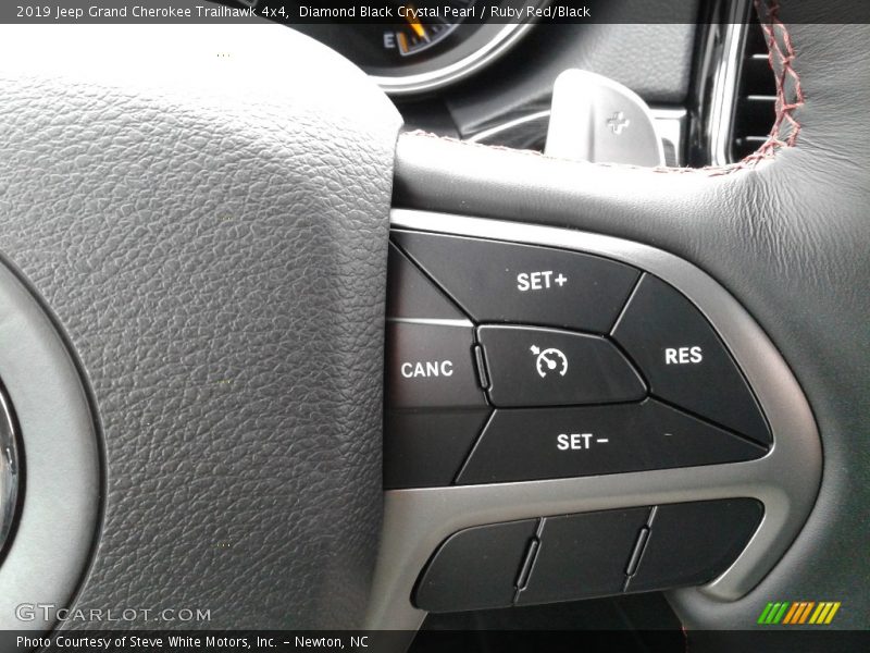 Diamond Black Crystal Pearl / Ruby Red/Black 2019 Jeep Grand Cherokee Trailhawk 4x4
