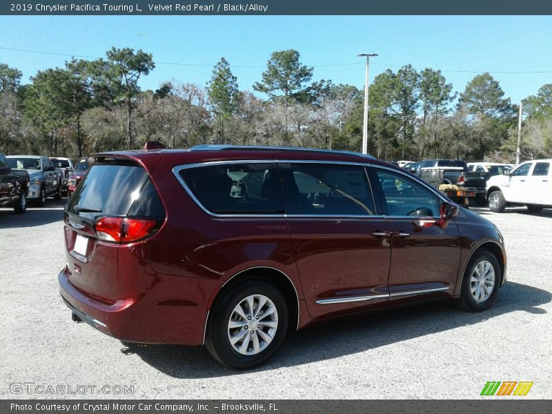 Velvet Red Pearl / Black/Alloy 2019 Chrysler Pacifica Touring L