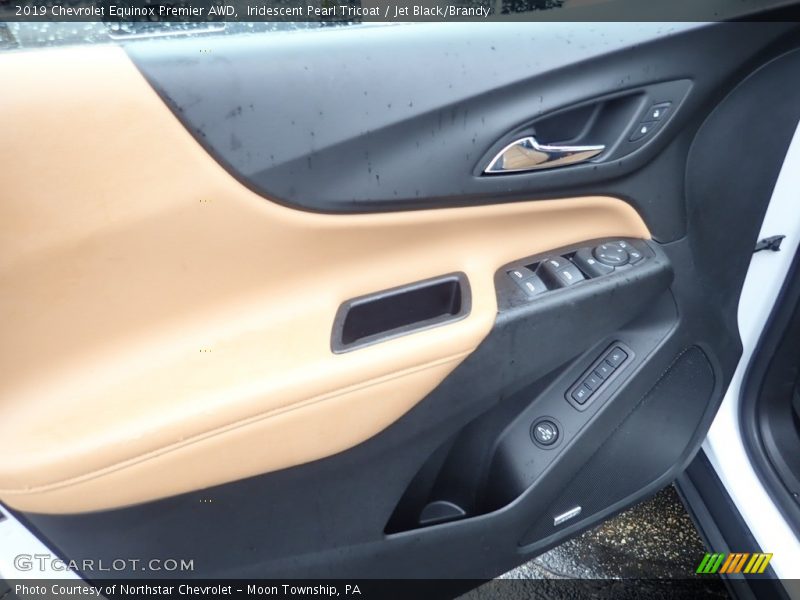Iridescent Pearl Tricoat / Jet Black/Brandy 2019 Chevrolet Equinox Premier AWD
