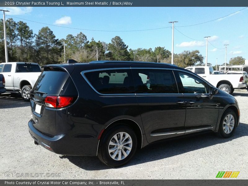 Maximum Steel Metallic / Black/Alloy 2019 Chrysler Pacifica Touring L