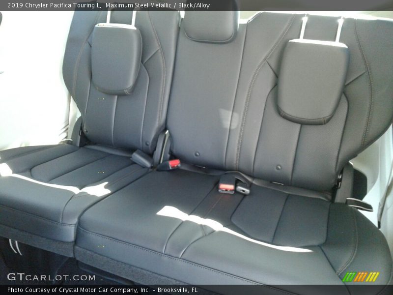 Maximum Steel Metallic / Black/Alloy 2019 Chrysler Pacifica Touring L