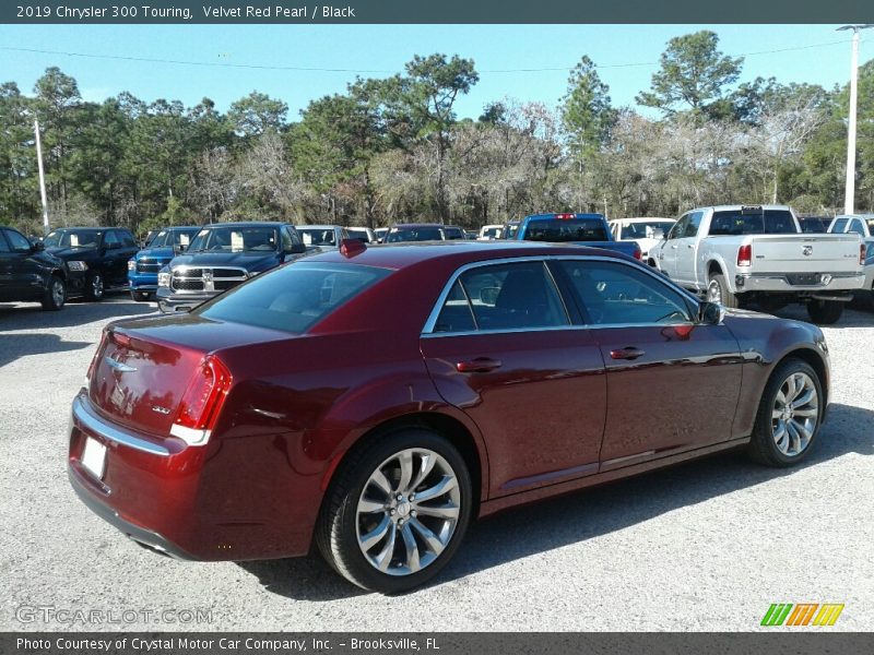 Velvet Red Pearl / Black 2019 Chrysler 300 Touring