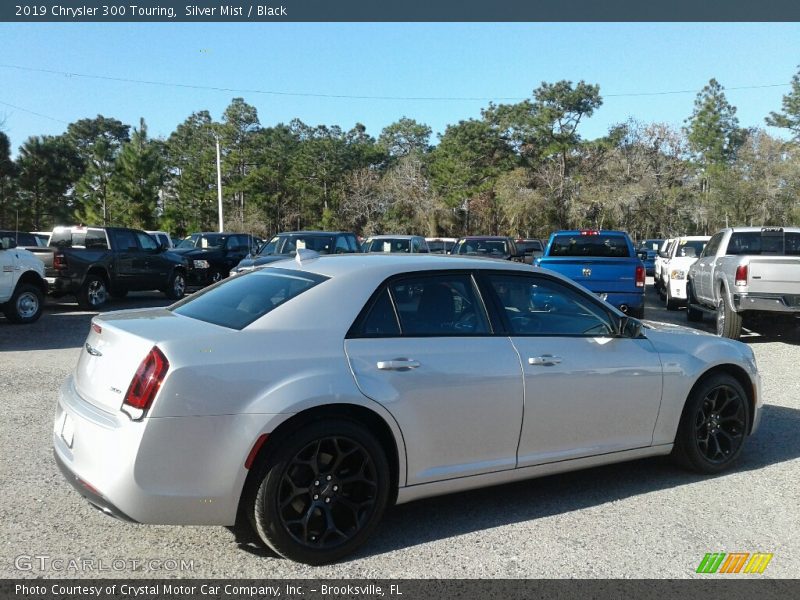 Silver Mist / Black 2019 Chrysler 300 Touring