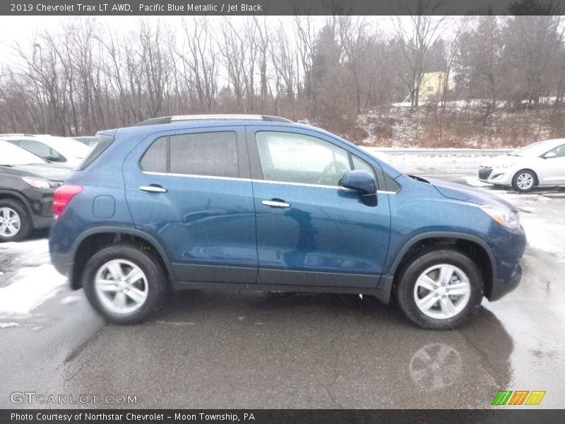 Pacific Blue Metallic / Jet Black 2019 Chevrolet Trax LT AWD