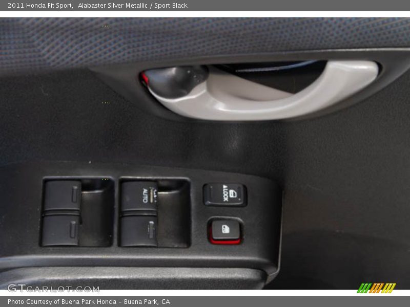 Alabaster Silver Metallic / Sport Black 2011 Honda Fit Sport