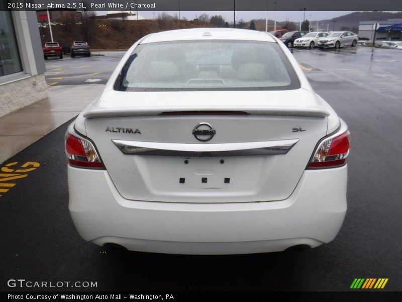 Pearl White / Charcoal 2015 Nissan Altima 2.5 SL