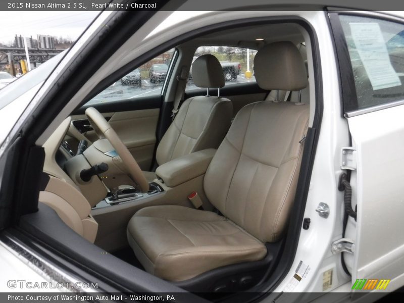 Pearl White / Charcoal 2015 Nissan Altima 2.5 SL