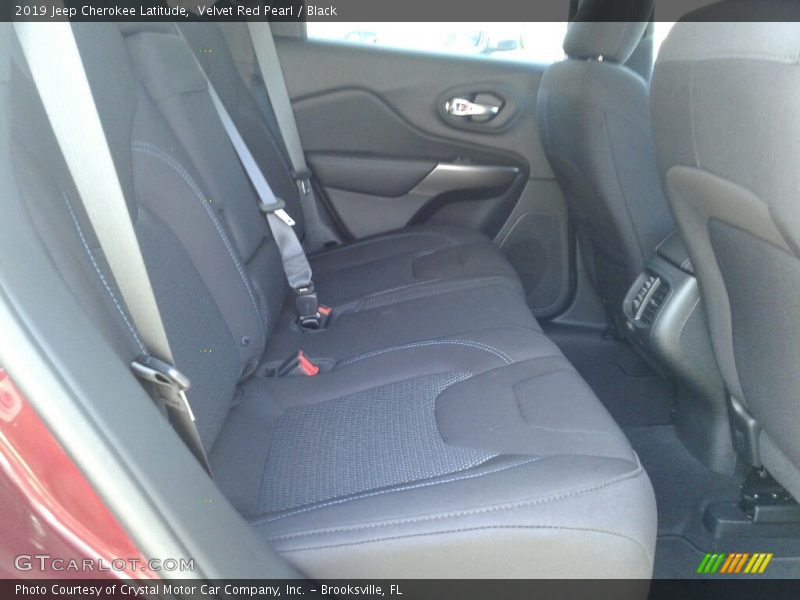Velvet Red Pearl / Black 2019 Jeep Cherokee Latitude