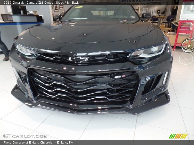 Black / Jet Black 2019 Chevrolet Camaro ZL1 Coupe