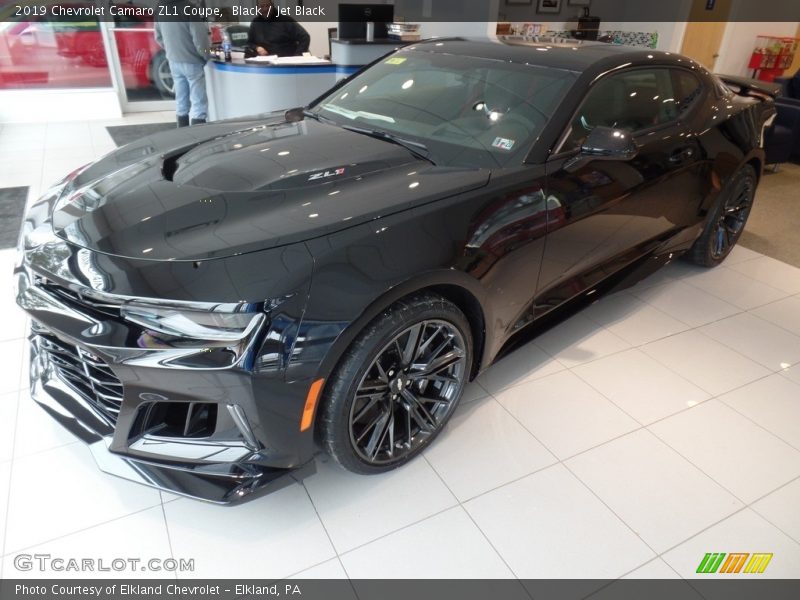 Black / Jet Black 2019 Chevrolet Camaro ZL1 Coupe