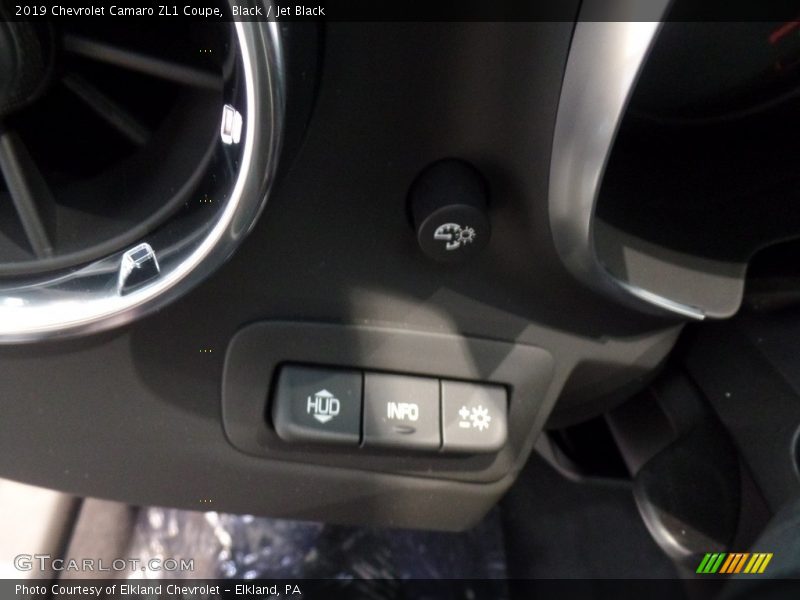 Black / Jet Black 2019 Chevrolet Camaro ZL1 Coupe