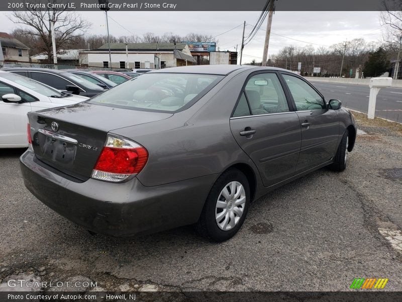 Phantom Gray Pearl / Stone Gray 2006 Toyota Camry LE