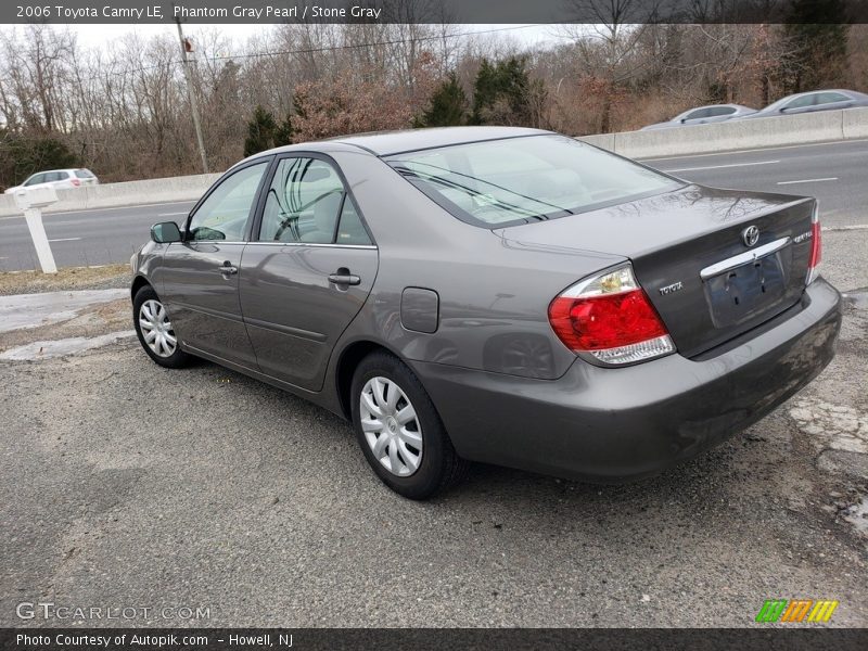 Phantom Gray Pearl / Stone Gray 2006 Toyota Camry LE