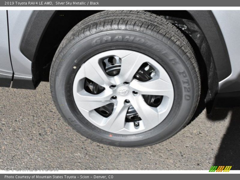 Silver Sky Metallic / Black 2019 Toyota RAV4 LE AWD