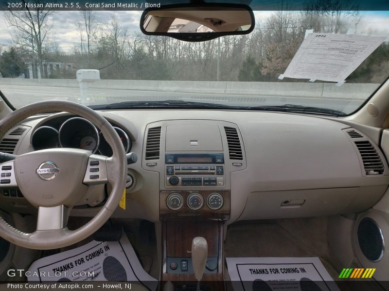 Coral Sand Metallic / Blond 2005 Nissan Altima 2.5 S