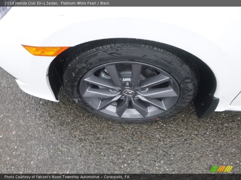 Platinum White Pearl / Black 2019 Honda Civic EX-L Sedan