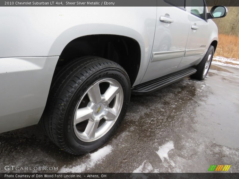 Sheer Silver Metallic / Ebony 2010 Chevrolet Suburban LT 4x4