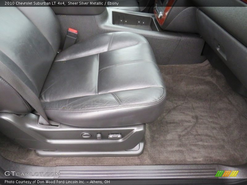 Sheer Silver Metallic / Ebony 2010 Chevrolet Suburban LT 4x4