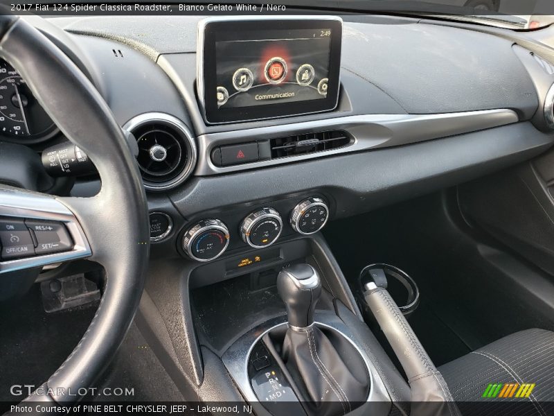 Bianco Gelato White / Nero 2017 Fiat 124 Spider Classica Roadster
