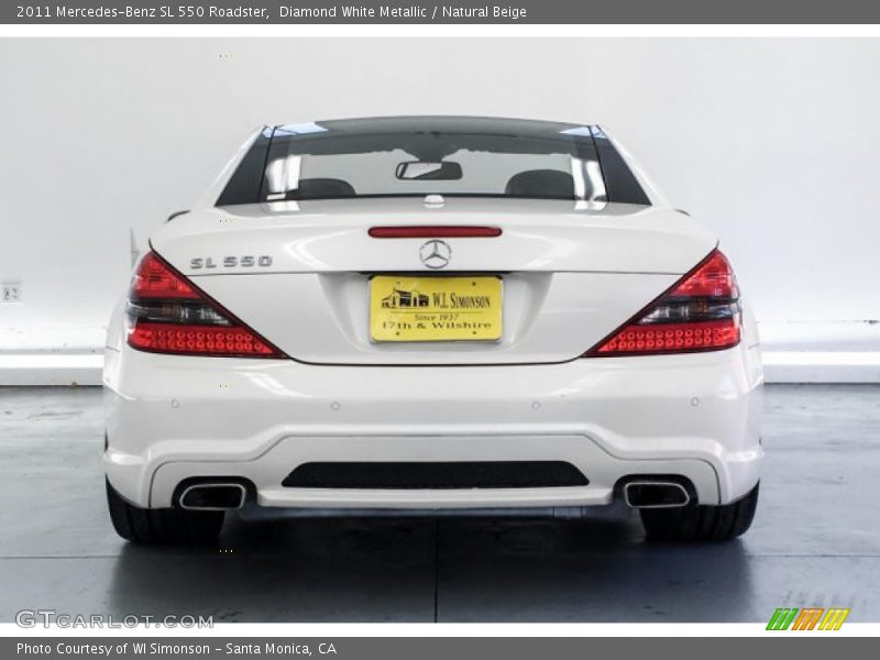 Diamond White Metallic / Natural Beige 2011 Mercedes-Benz SL 550 Roadster