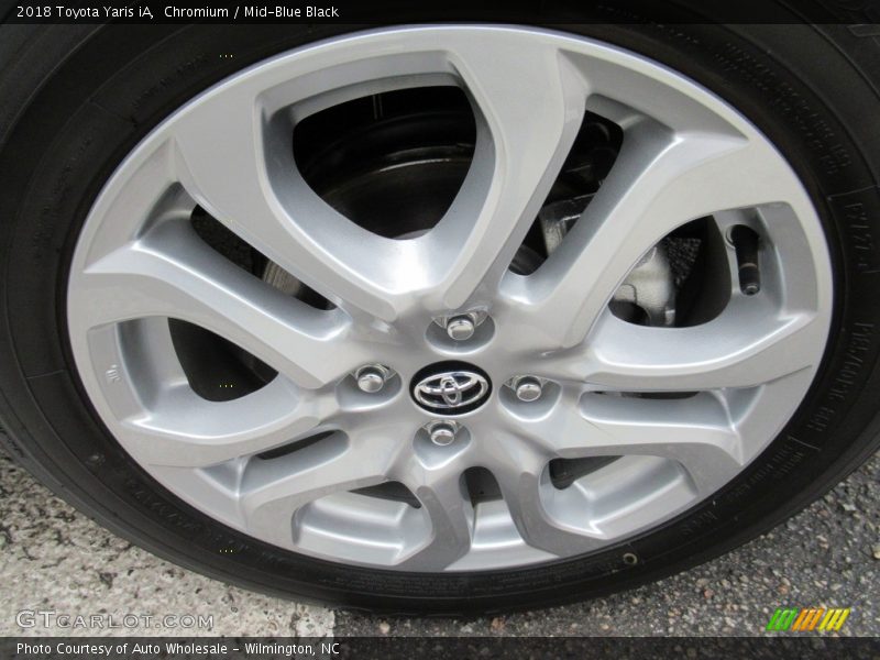 Chromium / Mid-Blue Black 2018 Toyota Yaris iA
