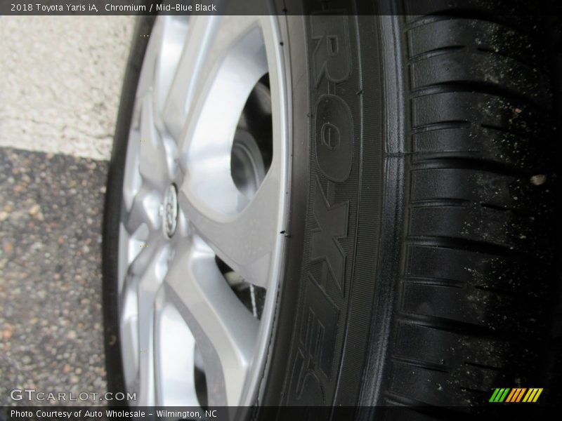 Chromium / Mid-Blue Black 2018 Toyota Yaris iA