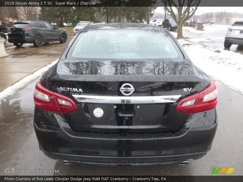 Super Black / Charcoal 2018 Nissan Altima 2.5 SV