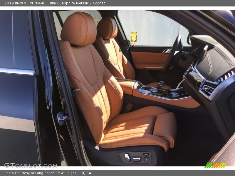 Black Sapphire Metallic / Cognac 2019 BMW X5 xDrive40i