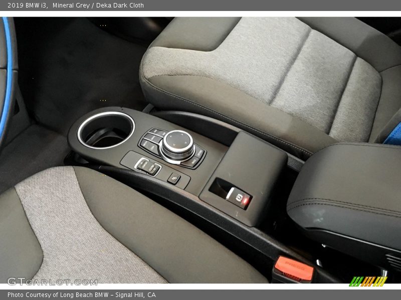 Mineral Grey / Deka Dark Cloth 2019 BMW i3