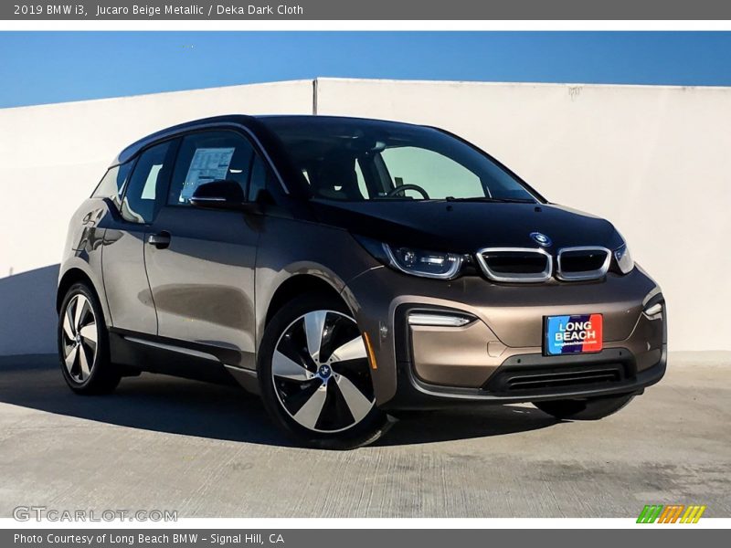 Front 3/4 View of 2019 i3 