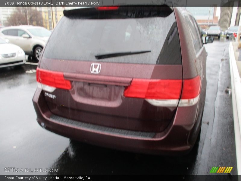 Dark Cherry Pearl / Ivory 2009 Honda Odyssey EX-L