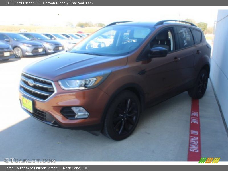 Canyon Ridge / Charcoal Black 2017 Ford Escape SE