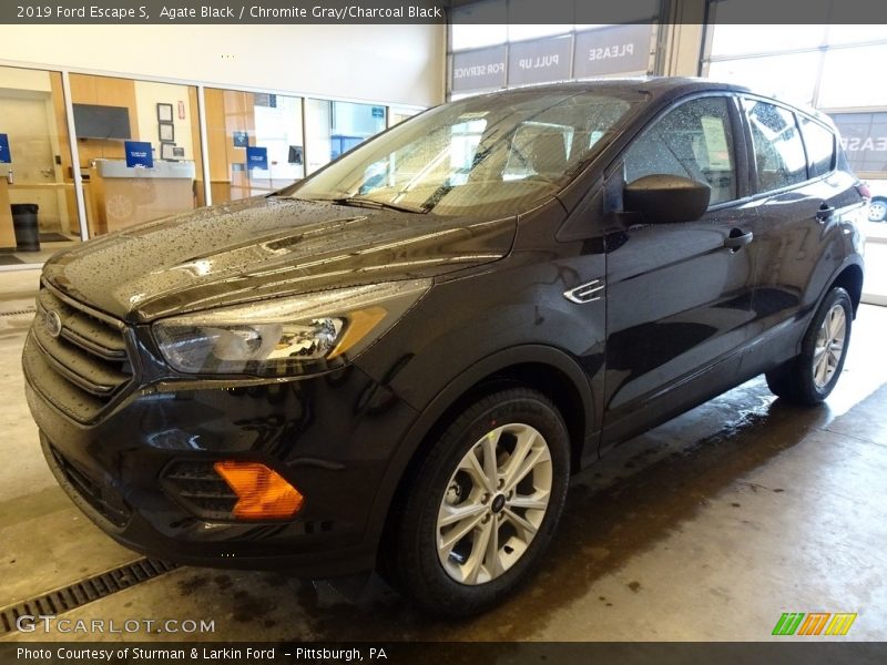 Agate Black / Chromite Gray/Charcoal Black 2019 Ford Escape S
