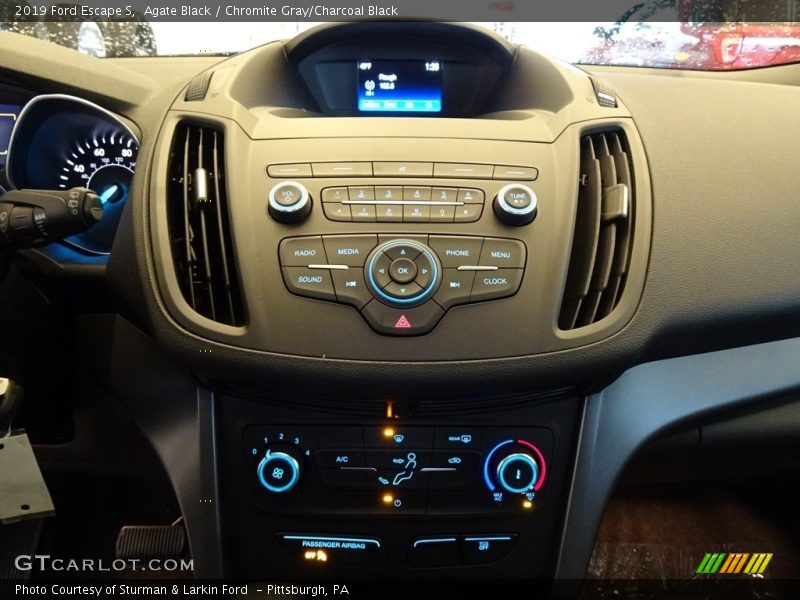 Agate Black / Chromite Gray/Charcoal Black 2019 Ford Escape S